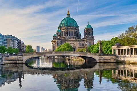 Direkt eine Städtereise nach Berlin buchen