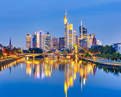 Mit Ihrem Hotelgutschein Frankfurts Skyline bewundern