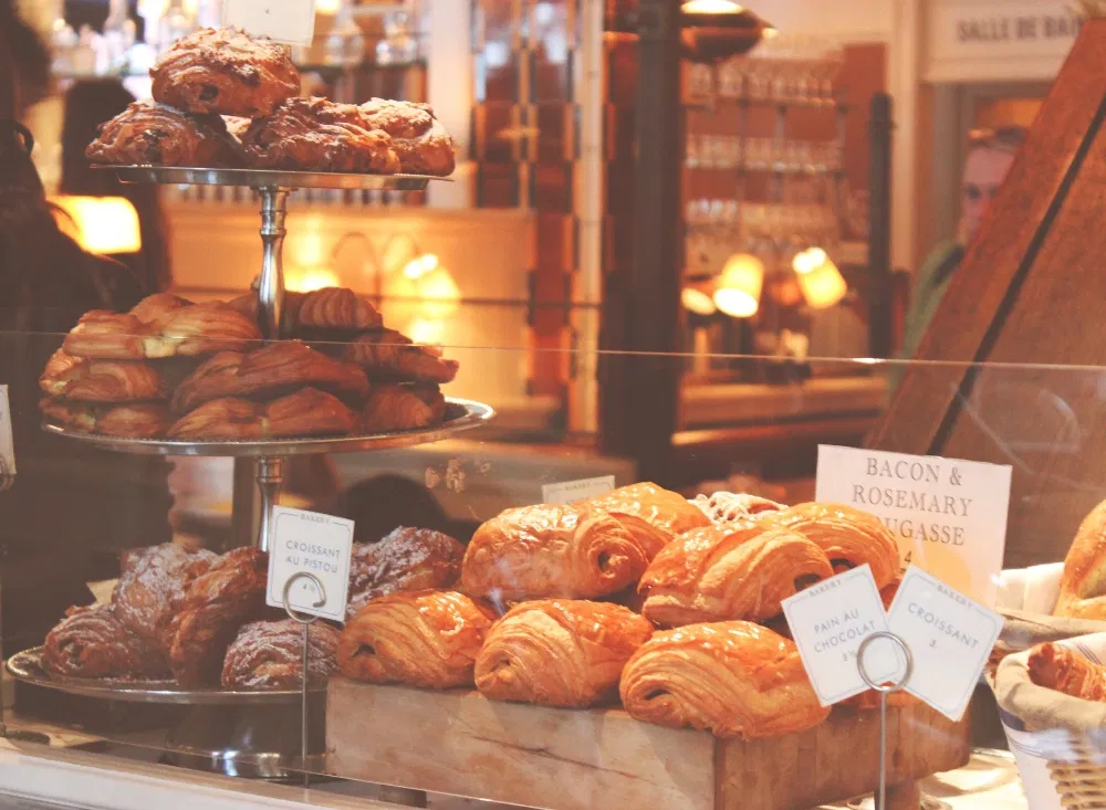 Croissants in Frankreich: Genuss im Kurzurlaub in Europa