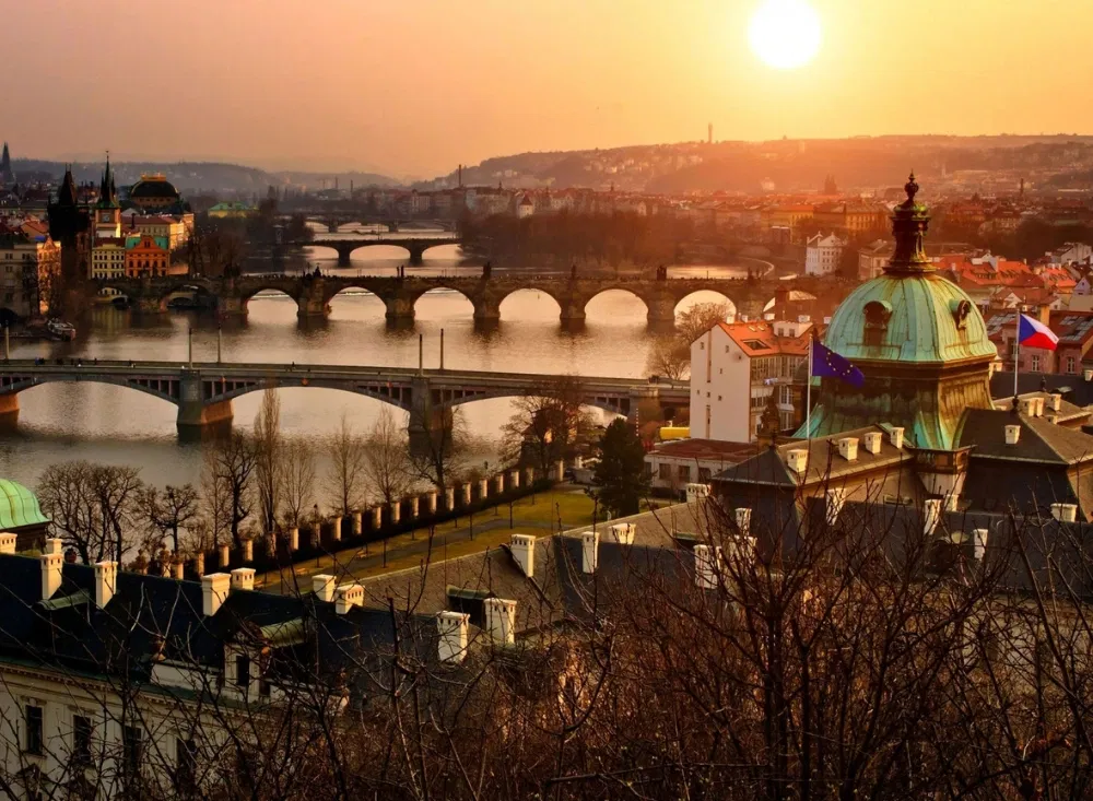 Prag an der Moldau im Kurzurlaub in Europa genießen