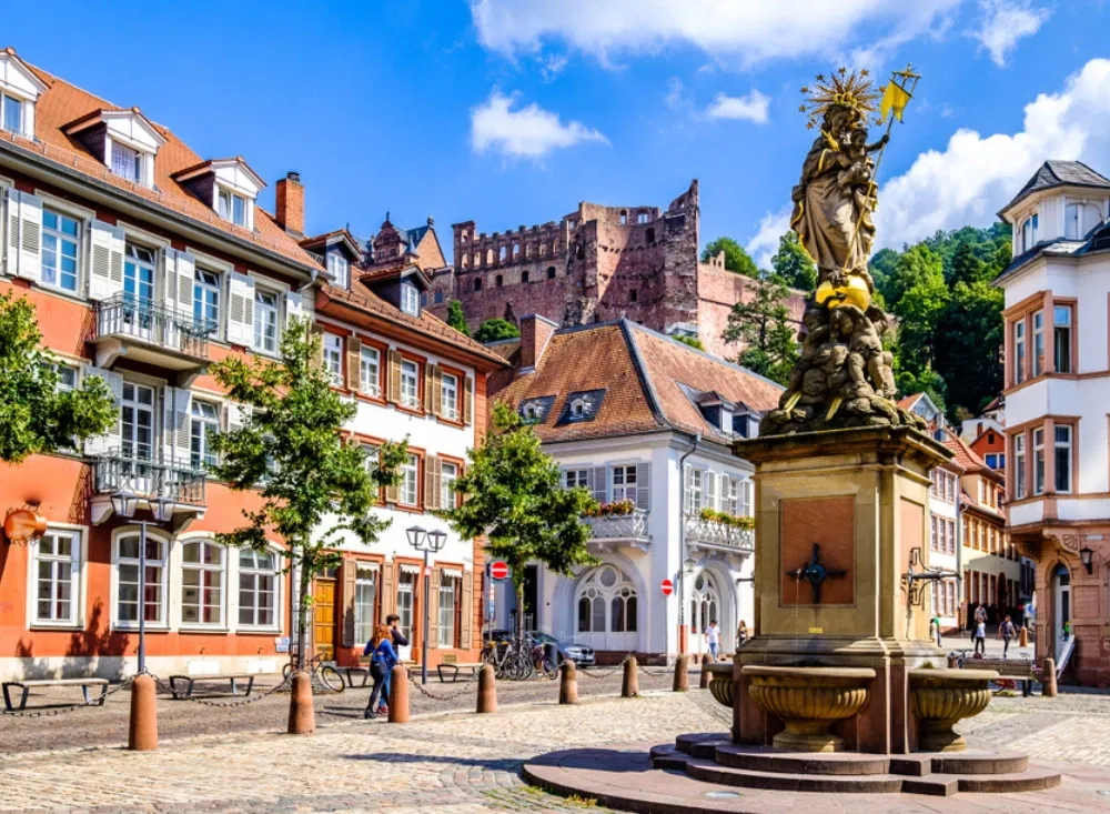 Die Altstadt Heidelbergs lädt zum Bummeln und Verweilen ein