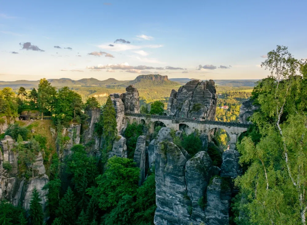Einzigartige Felsformationen der Sächsischen Schweiz bieten unvergessliche Eindrücke