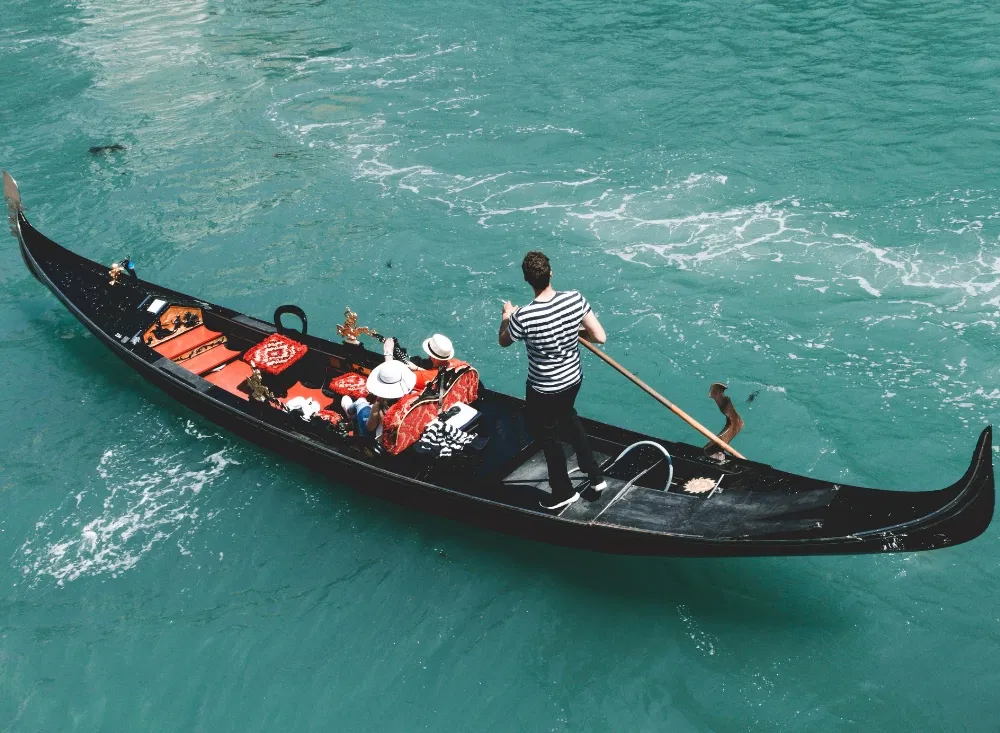 Gondelfahrt im Venedig-Kurzurlaub