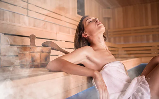 Erholung in der Sauna bei Ihrem Kurztrip mit Wellness