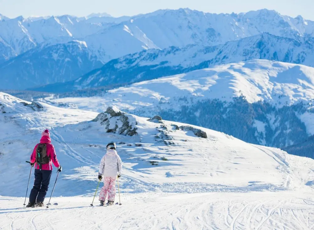 Lange Abfahrten genießen während Ihres Last-Minute Skiurlaubs in Südtirol