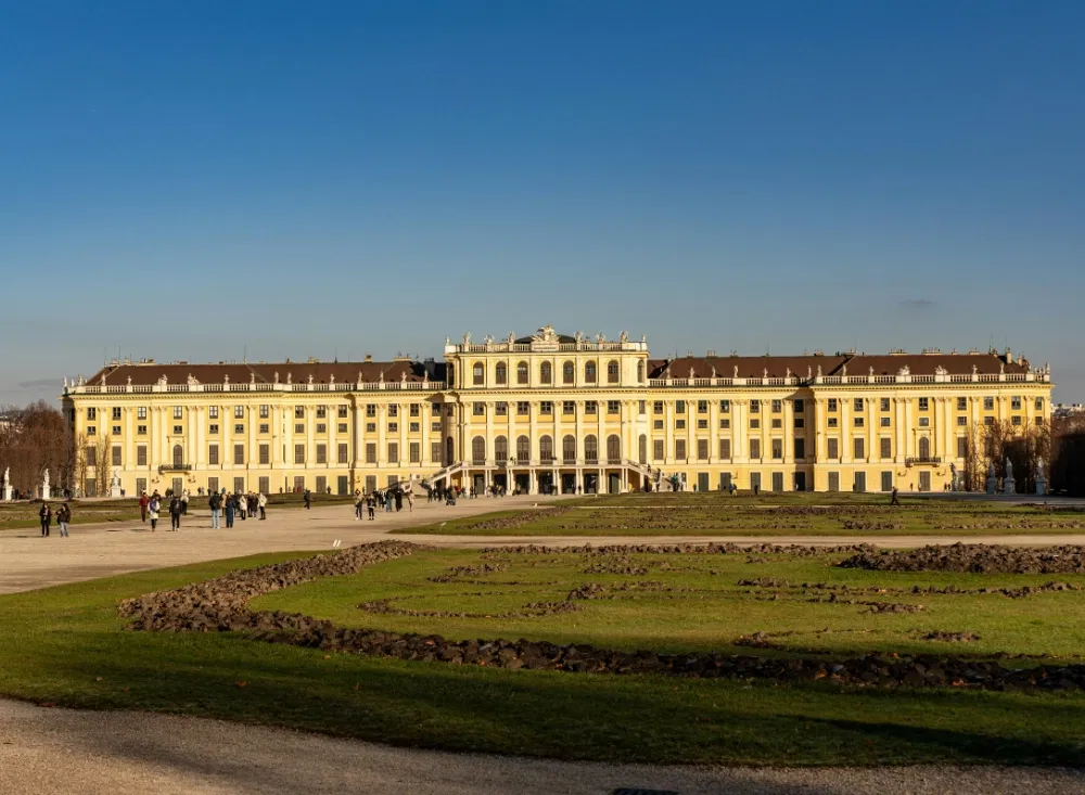 Schloss Schönbrunn auf Ihrer Wien-Städtereise besichtigen
