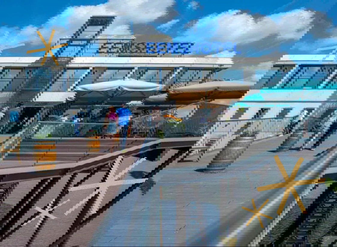 SPECIAL: Hotel auf Stelzen im Meer - Der Nordsee ganz nah in Groningen