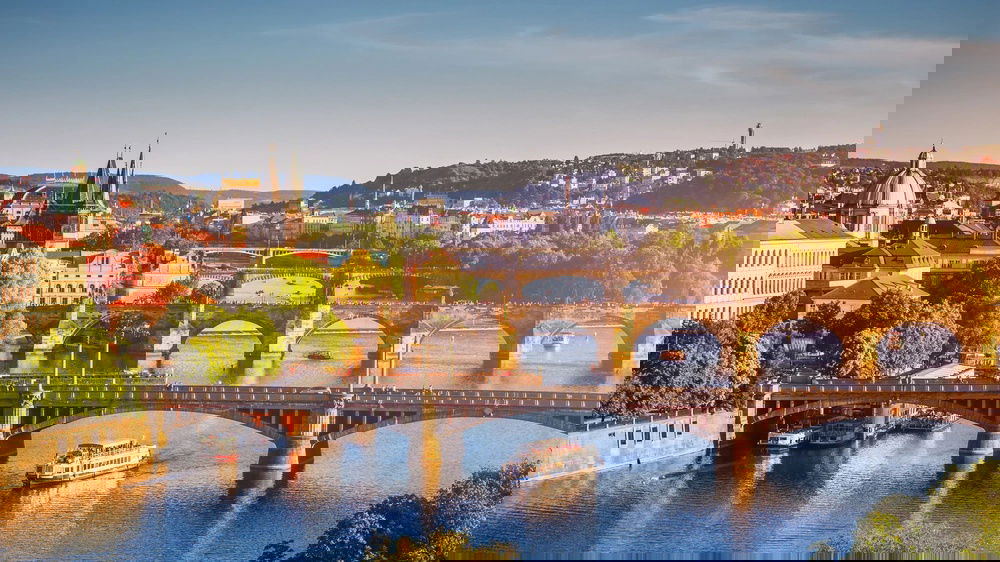 Die Stadt der Türme - Prag im top-bewerteten Designhotel