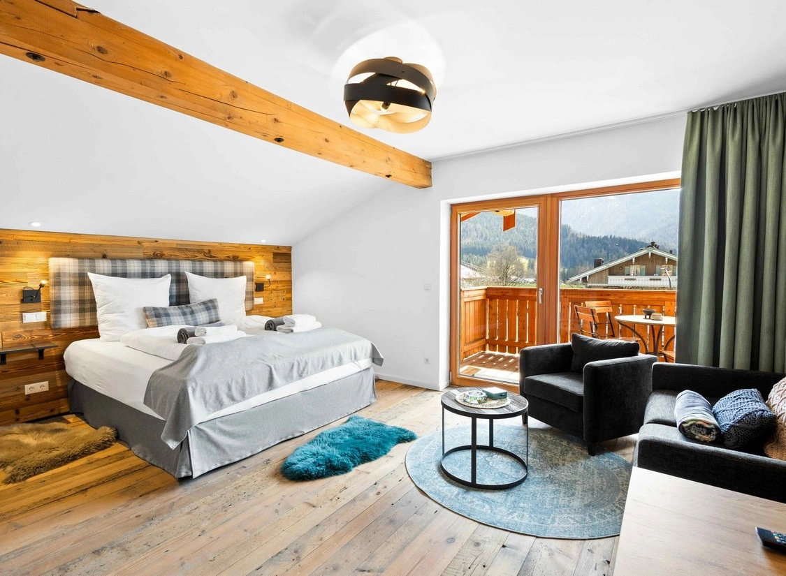 AKTIONSPREIS: Alpine Auszeit mit Panoramablick & Wellness im Chiemgau