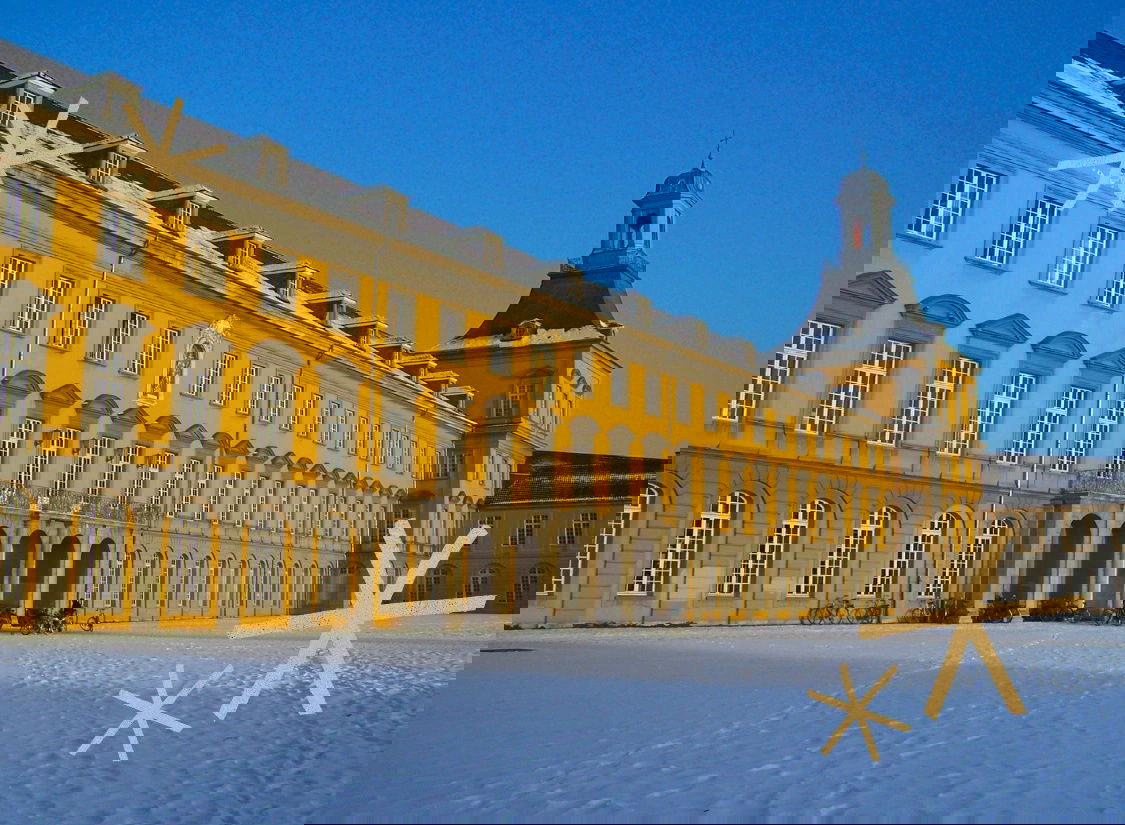 SPECIAL: Retro-Flair trifft Rheinromantik - Ihr Kurzurlaub in Bonn