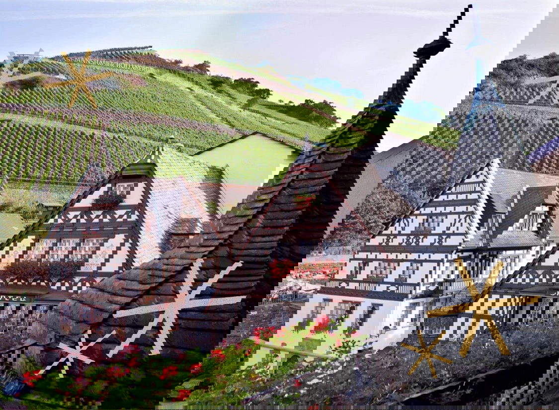 SPECIAL: Fachwerkhotel im romantischen Rheingau inkl. Sauna & mehr