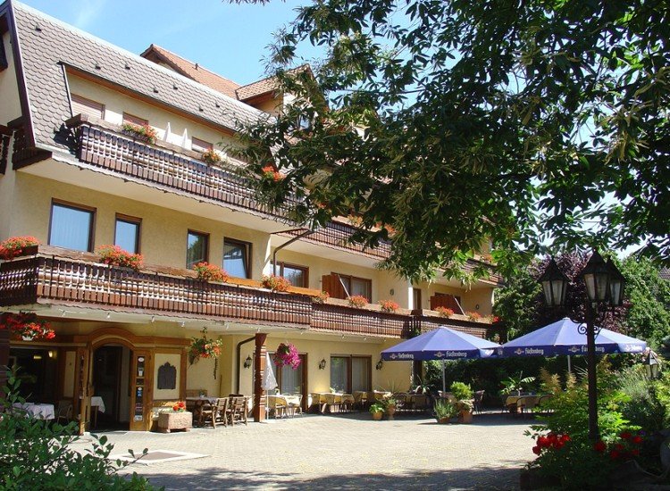Schwarzwald Genießen : 3* Hotel inkl. Weinprobe, Gästekarte, Parken & mehr