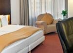 Holiday Inn Muenchen Sued Hotelzimmer