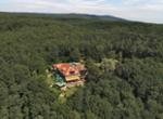 Hotel Neugebauer Lage im Wald