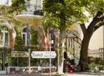 Park Villa Wien Eingang mit Schild