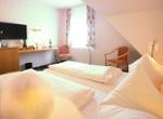 Hotel Landgasthof Blume Details Bett