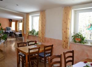 Hotelpension zur Laerche Speisenraum