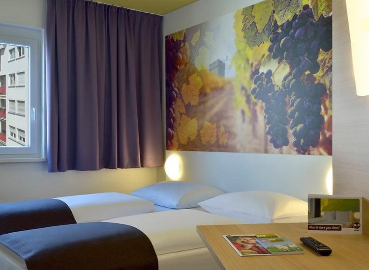 B&B Multi: Traumhafte Auszeit in malerischen Weinlandschaften - Stilvolles Hotel in Heilbronn