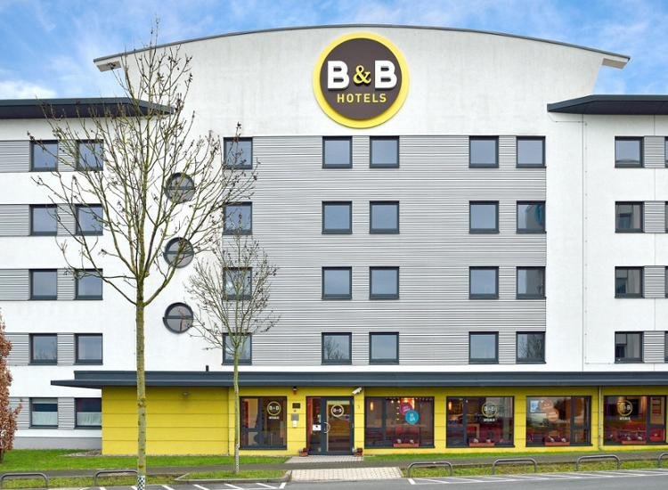 B&B Multi: Frankfurt - Stylisches Budget-Hotel im Geschäftsviertel