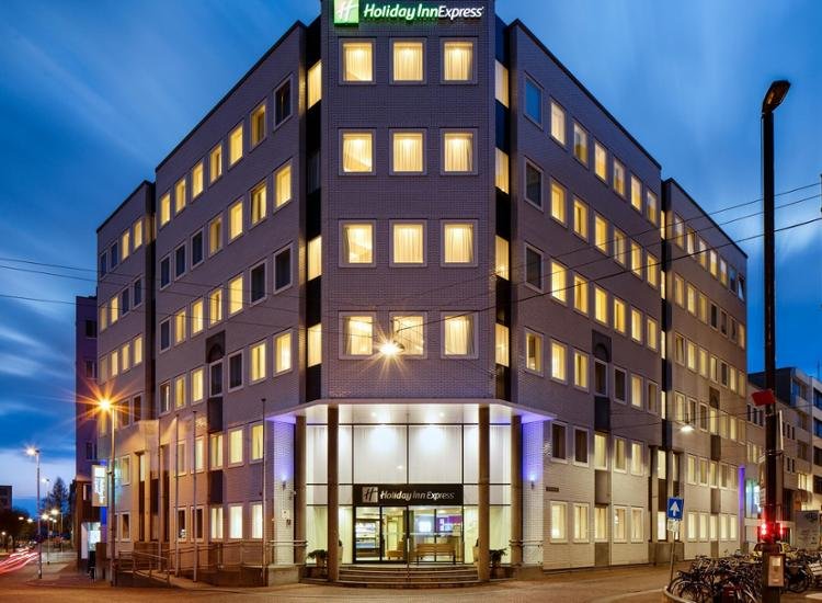 Holiday Inn Express Hotel Arnhem Fassade