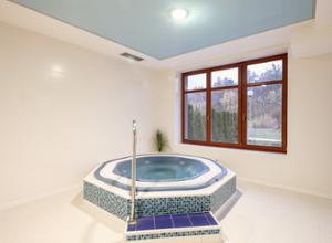 Pytloun Wellness Hotel Hasistejn Whirlpool