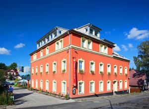 Pytloun Wellness Travel Hotel Fassade