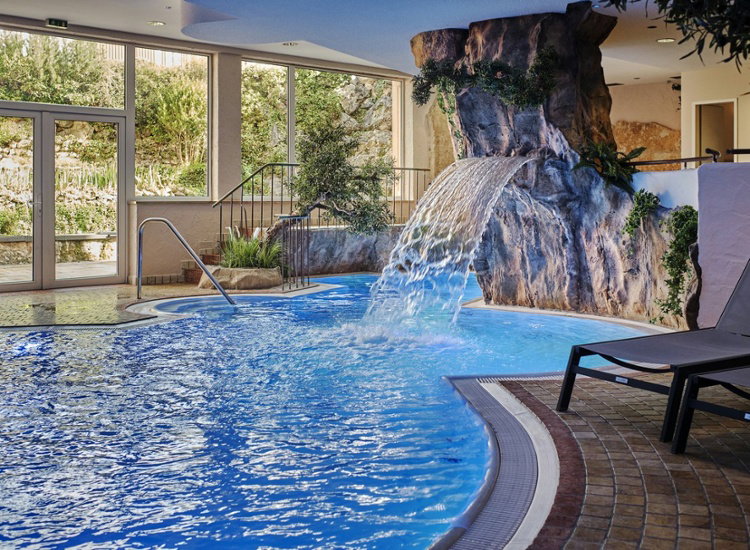 4* Superior Wellness in Bayerischer Idylle inkl. Innen-Pool, Sauna & mehr