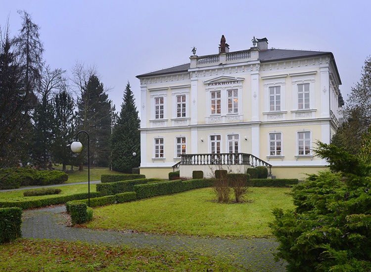 KURZTRIP: Entspannte Auszeit im Parkhotel im Lausitzer Gebirge