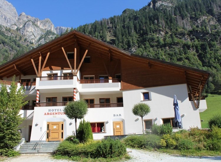 Alpenabenteuer und Erholung in Südtirols Bergparadies inkl. Sauna