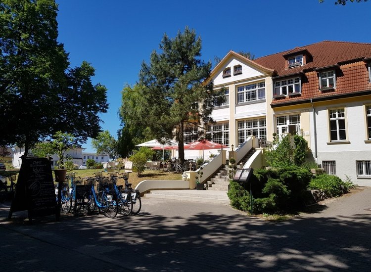 Eintauchen in Usedoms Idylle: Hotel am Wolgastsee in Korswandt