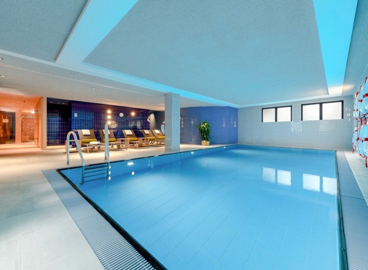 Stilvoll in Wiesbaden: Ihr perfektes Stadthotel mit Schwimmbad und Sauna