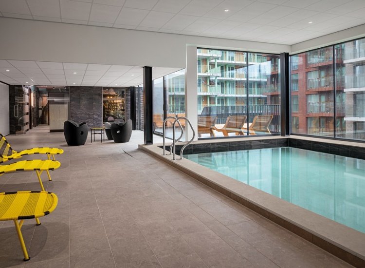 EINFÜHRUNGSPREIS: Luxus mit Sauna & Pool - Amsterdam-Reise der Extraklasse