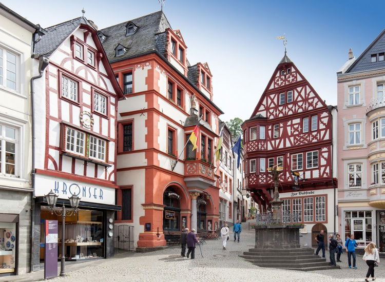 Romantischer Mosel-Urlaub im Herzen der malerischen Altstadt inkl. Weinprobe