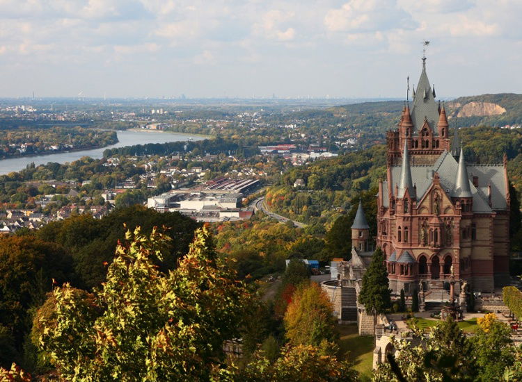 Erleben Sie den Charme von Bonn und die Ruhe am Rhein