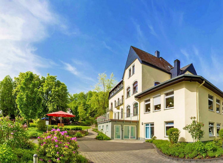 Wellness, Genuss und Natur im 4* Parkhotel in Siegen