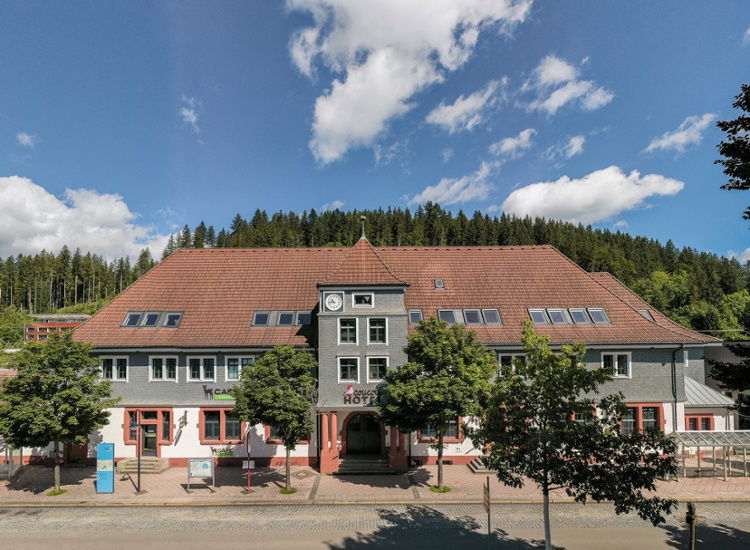 Design trifft Tradition: Einzigartiger Schwarzwald-Urlaub am Titisee