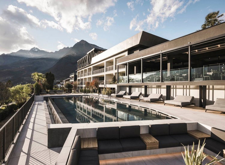 Exquisite Auszeit in Südtirol - Luxusmomente bei Wellness mit Bergblick
