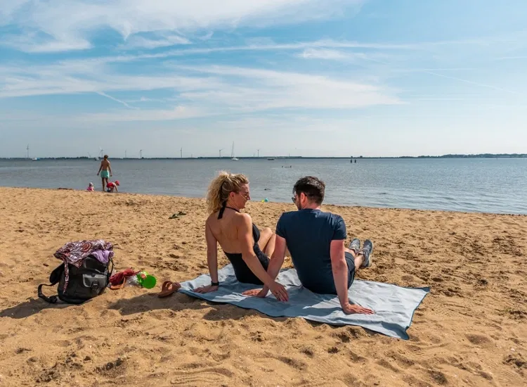 Küstenurlaub in Zeeland - Ferienpark im Badeort Rockanje