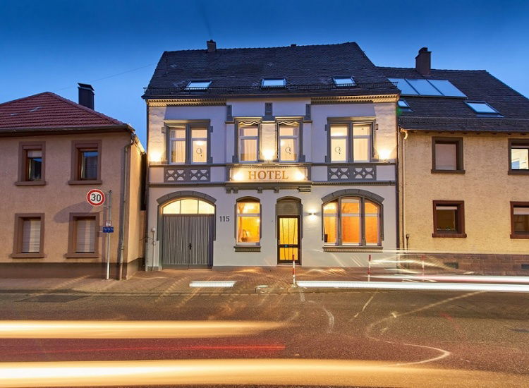 Hotel Phoenix