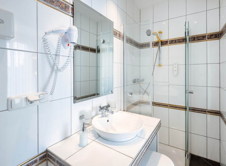 ALPHA HOTEL Hermann von Salza