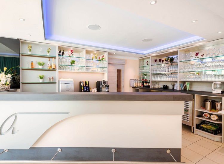 ALPHA HOTEL Hermann von Salza