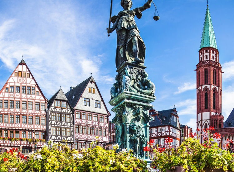 Ihre Auszeit mitten im Frankfurter Westend – zentral, modern, komfortabel