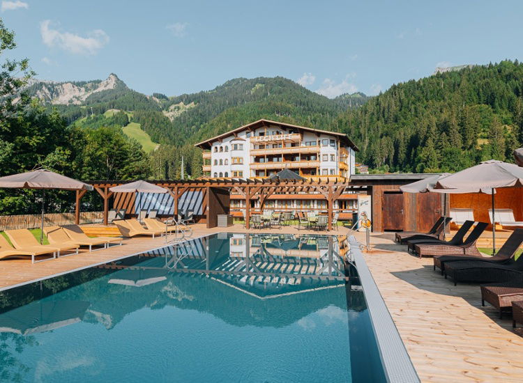 Auszeit in Tirol: Natur, Wellness & alpiner Charme im Lechlife Travelhouse