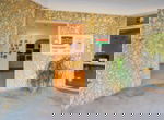 Severin Travel Sea Lodge