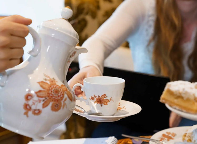 Hotel Sonnenhof   Tante Almas Sommerfrische