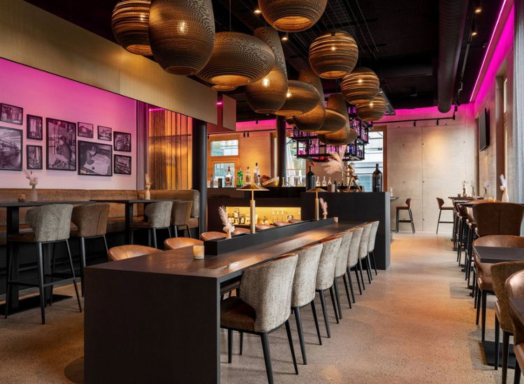 Alpenpanorama trifft modernen Komfort: Ihre Auszeit im Amedia Hotel Lustenau