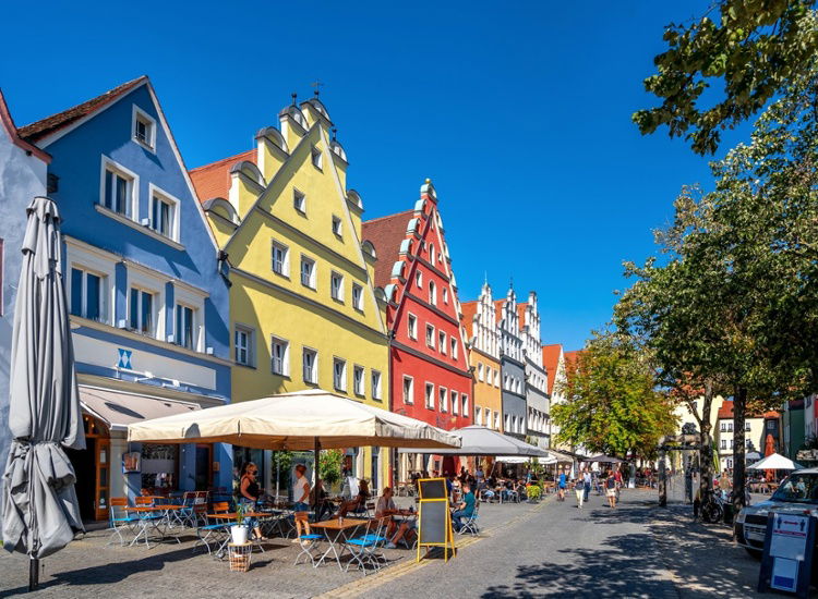 Entspannte Auszeit in Weiden: Komfort, Kulinarik und Kultur entdecken