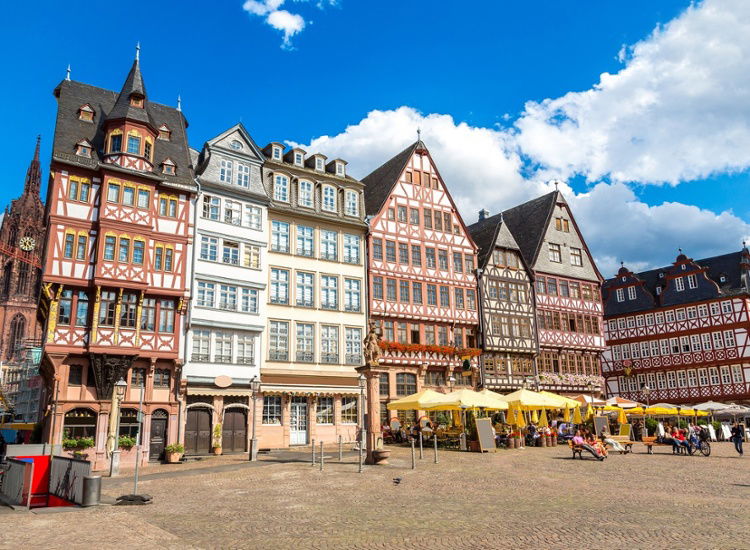 Stilvoll entspannen und Frankfurt entdecken: Ihre Auszeit in zentraler Lage