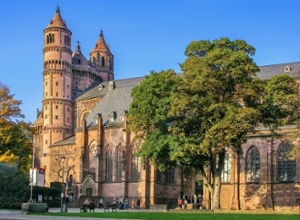 ates Hotel Lampertheim by AURUM