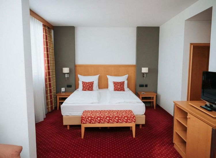 Coffee FelloFeringapark Hotel by Coffee Fellows Hotels